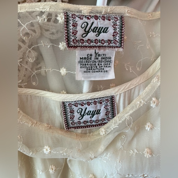 Yaya, Vintage Lace Dress - Picture 5 of 5